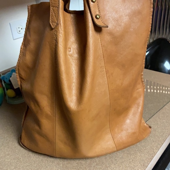 Madewell McCarren Leather Tote - Picture 8 of 16